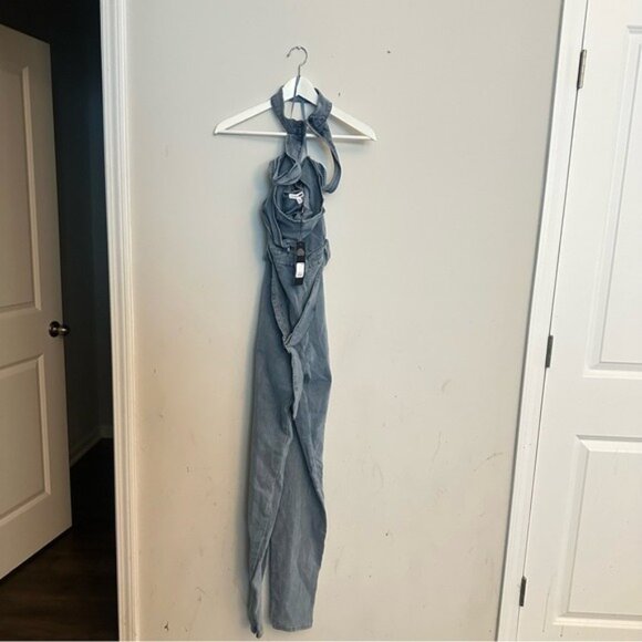 Fashion Nova It Girl Denim Jumpsuit - Light Wash Size XL NWT - Picture 3 of 10